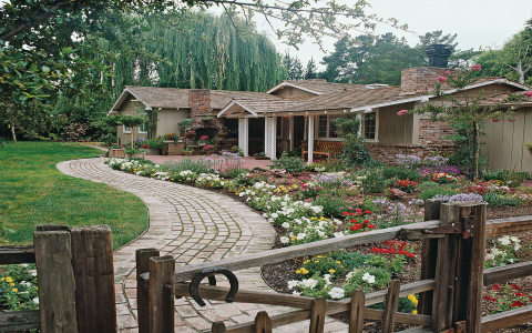 DIY House Skirt Ideas That Boost Curb Appeal Today