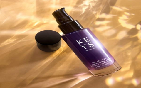 Best Vegan Face Serum for Glowing, Healthy Skin in 2025
