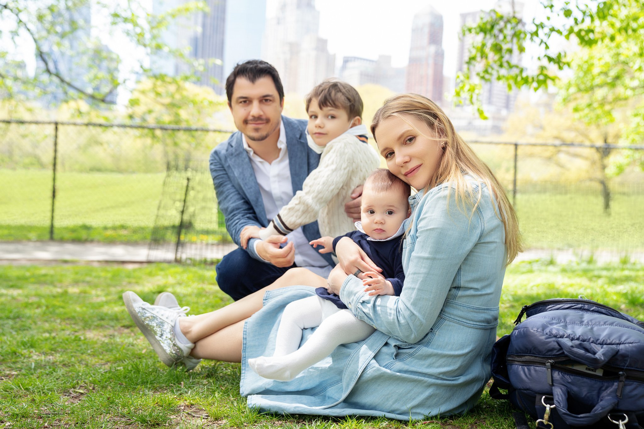 15 Stunning Family Photo Outfit Ideas Spring 2025