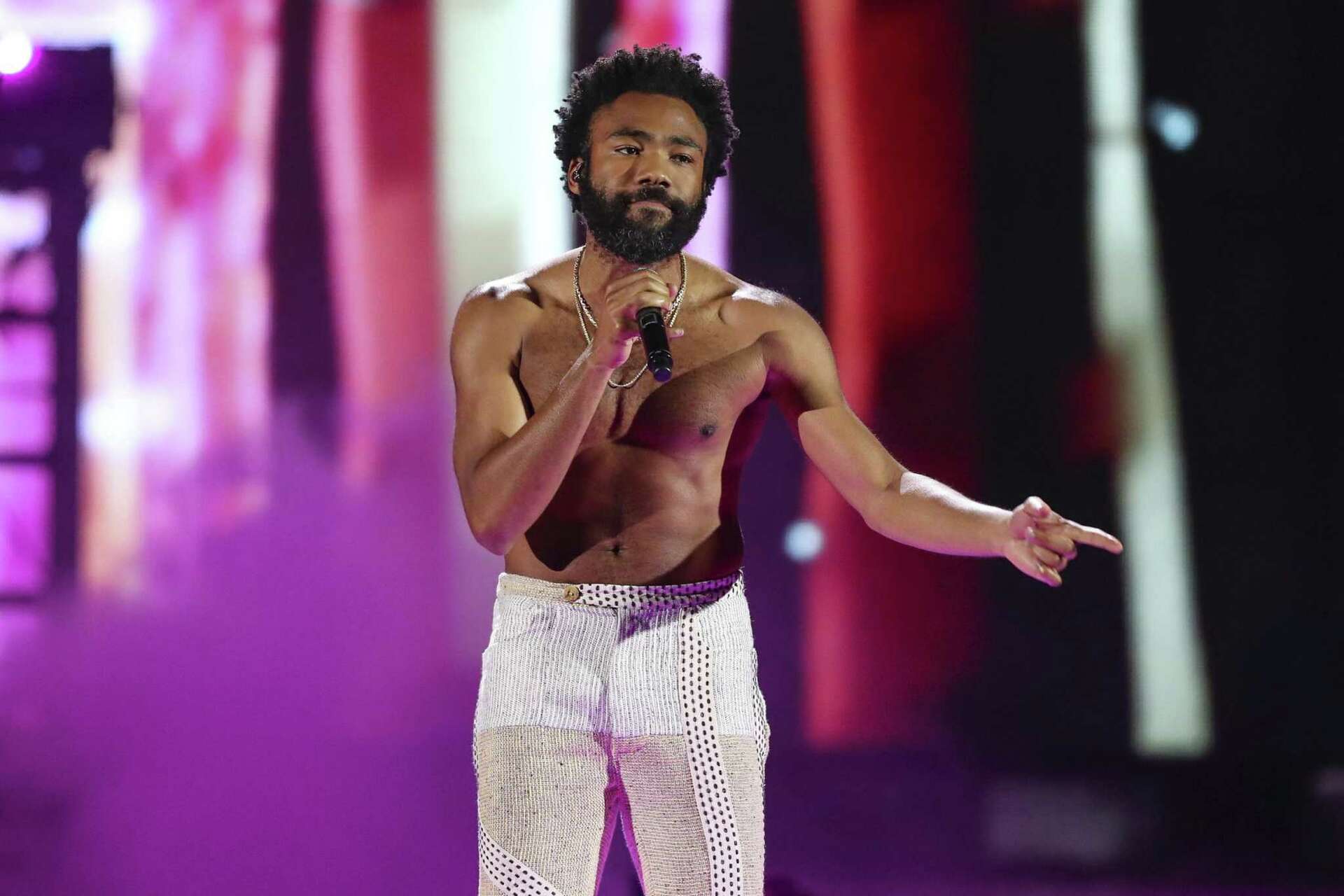 Donald Glover Naked Community Scenes Fans Can't Forget