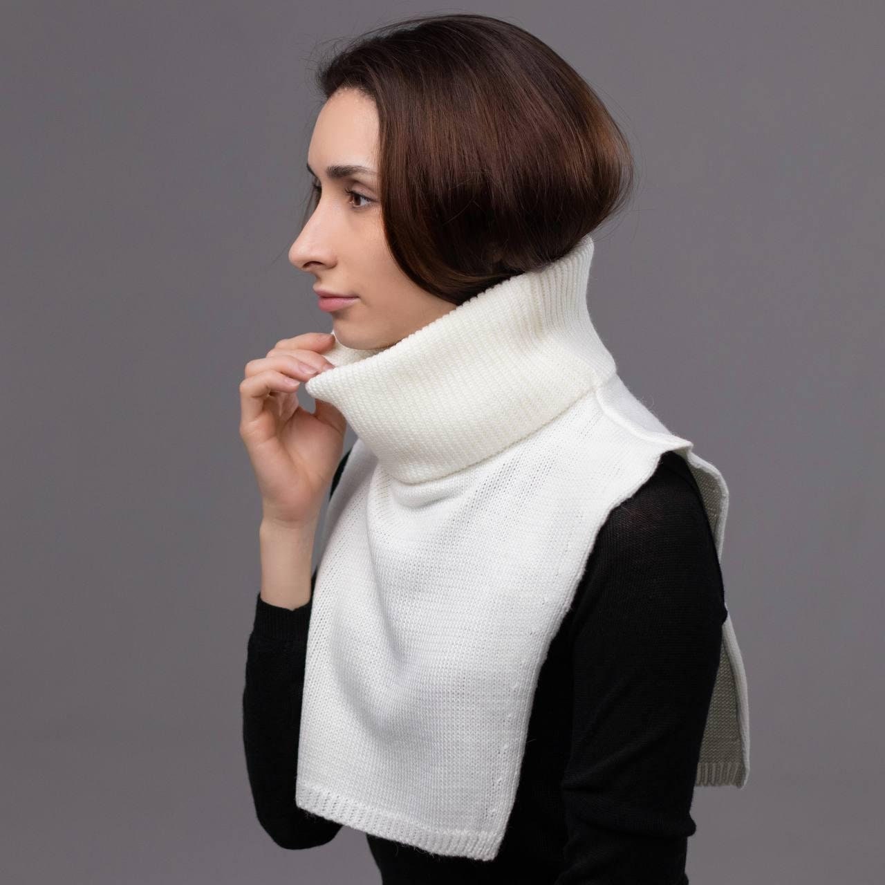 What Is a Dickie Turtleneck? Complete Style Guide 2025