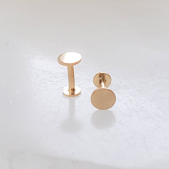 7 Best Solid Gold Nap Earrings You Can Sleep In