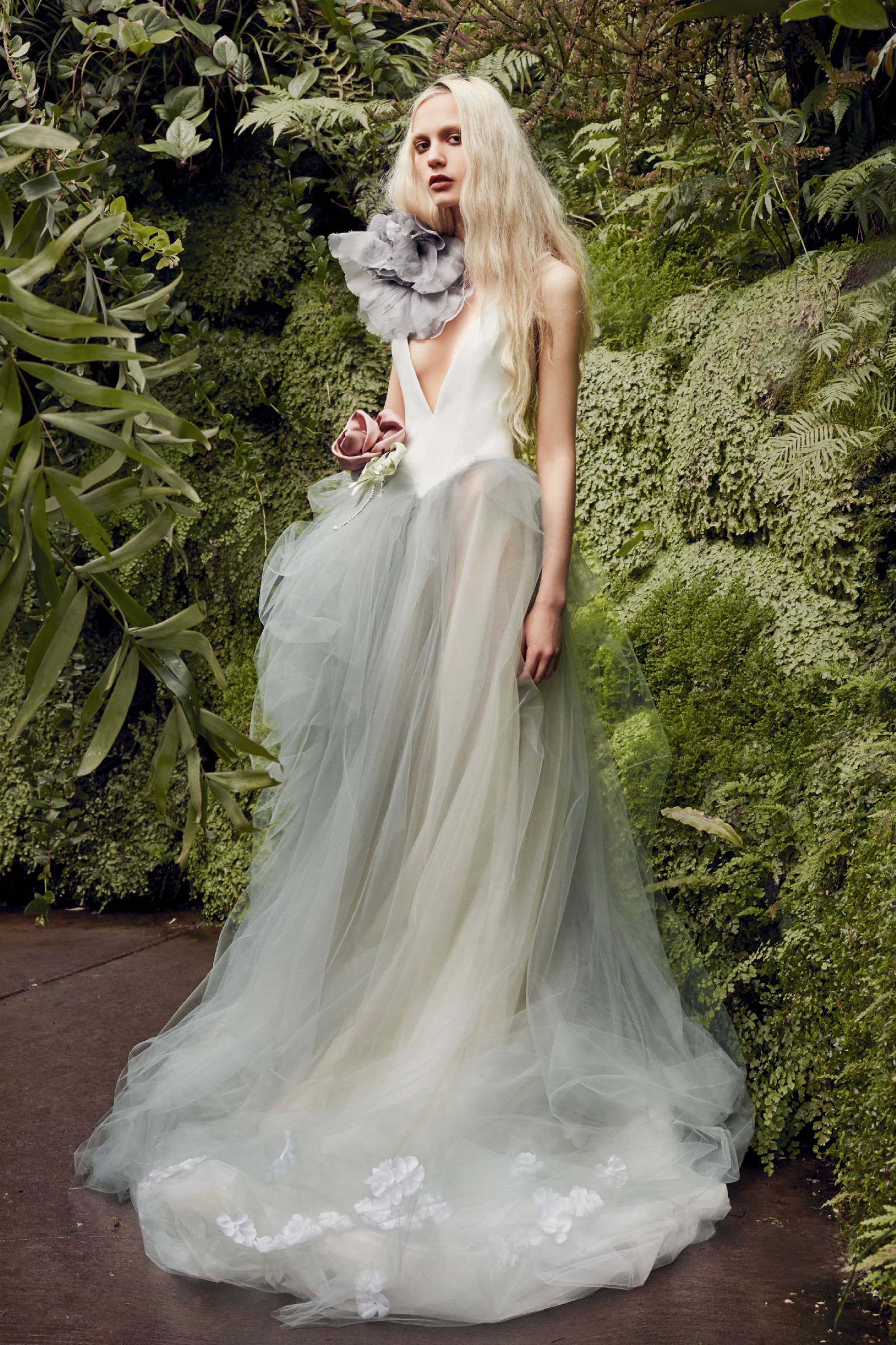 Affordable Vera Wang Wedding Dress Tulle: 2025 Guide
