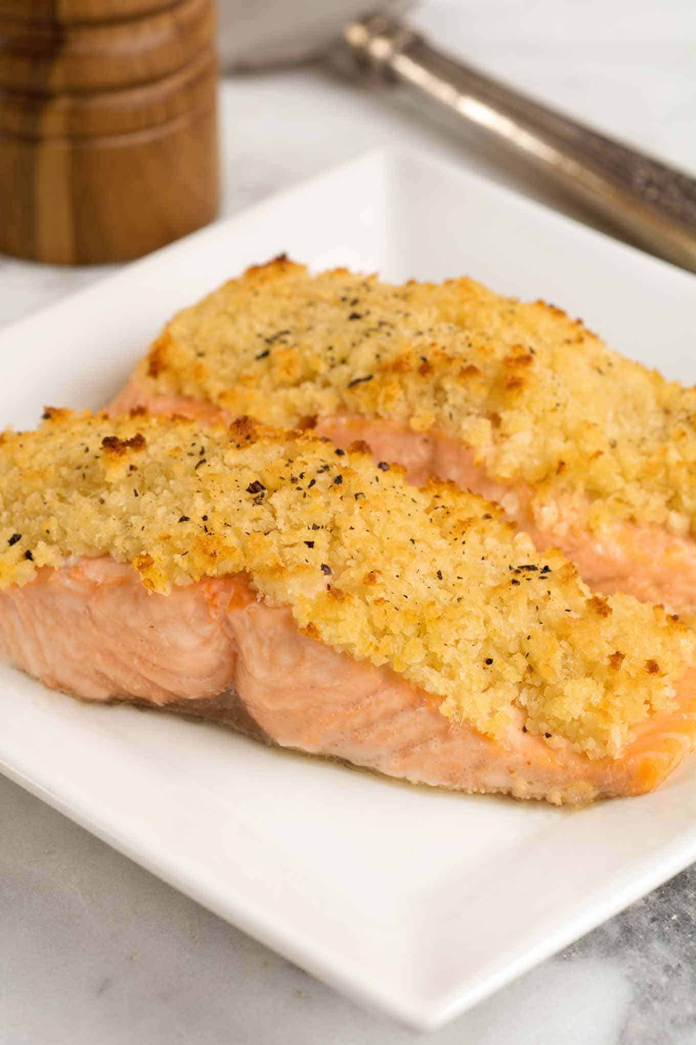 Horseradish Crusted Salmon Recipe: Easy Oven Baked Fish with Herb Crust