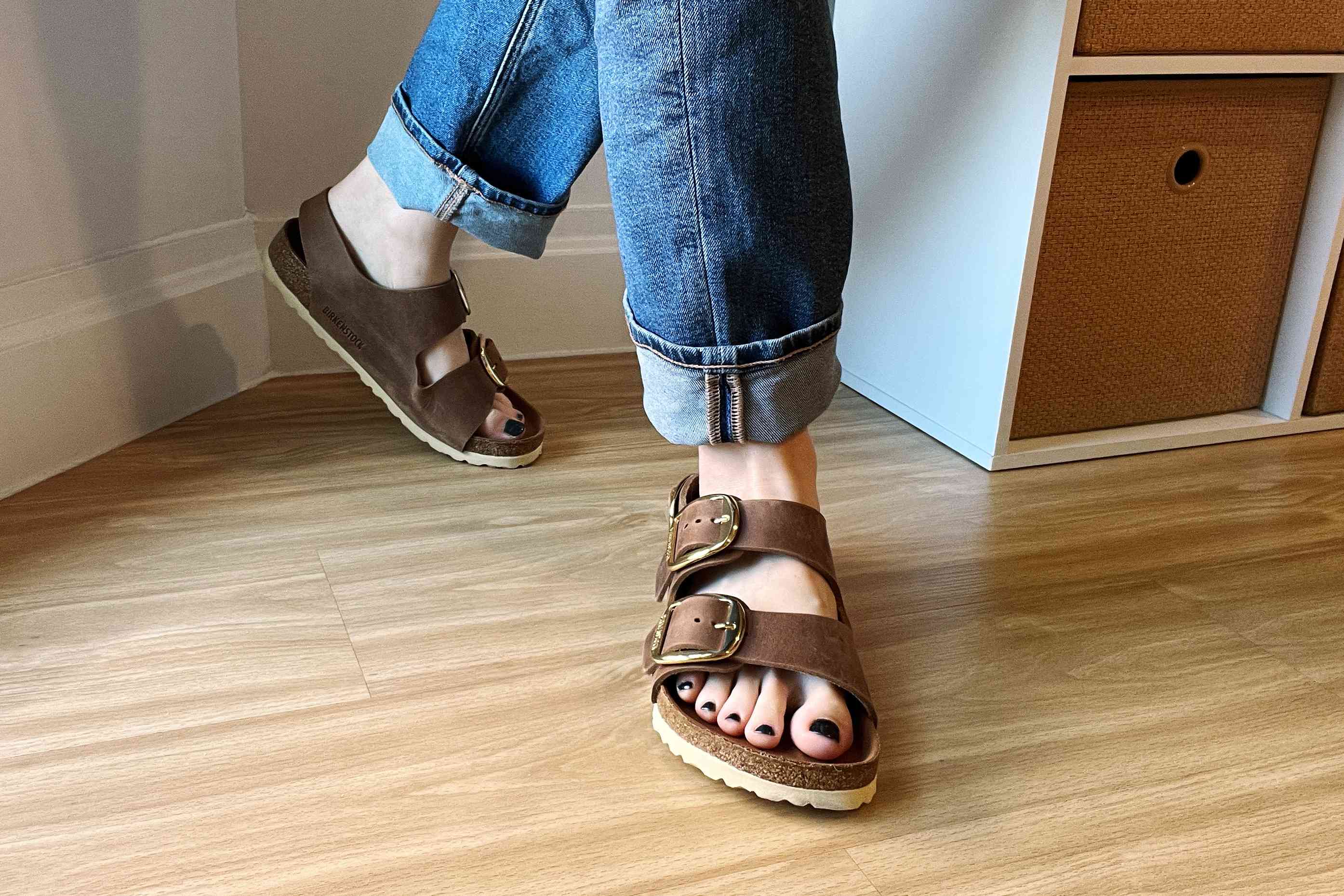 Discover the Best Shoe Station Sandals for Comfort & Fashion