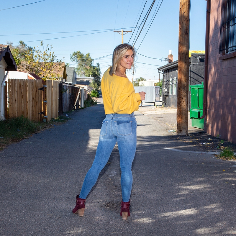 Best Jeans for Strong Legs: Athletic Fit & Stretch Denim for Muscular Thighs