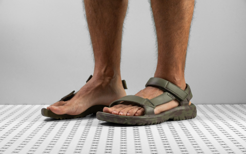 Comfortable Walking Sandals White with Durable Flip Flops for All-Day Wear