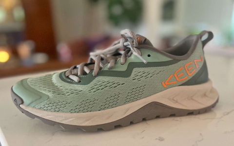 Discover Shoes Similar to Hoka Shoes with Great Cushioning and Trail Features