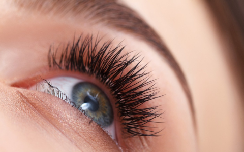 Essential Lash Serum: Boost Your Lashes Naturally & Fast