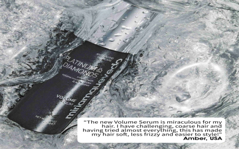 Top Clinical Night Serum in Dark Glass Container for Hydration & Radiance