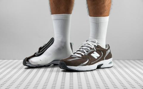 Men's New Balance 520 Running Shoes with Breathable Mesh & Cushioned Midsole