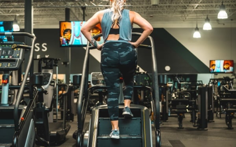 Stairmaster Intervals: Burn Fat Fast with This Workout!