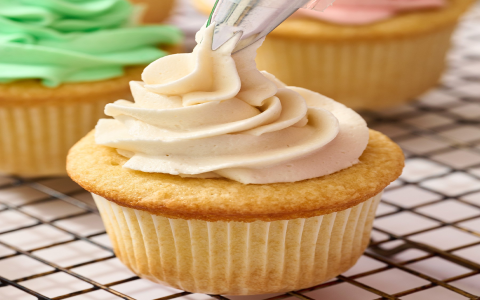 Easy Guide: How to Make Icing from Scratch Without Powdered Sugar