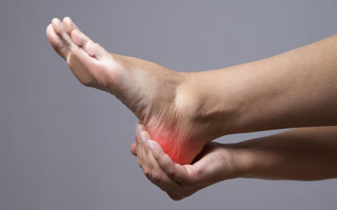 New Shoes Hurt Arches? How to Stop the Pain Fast