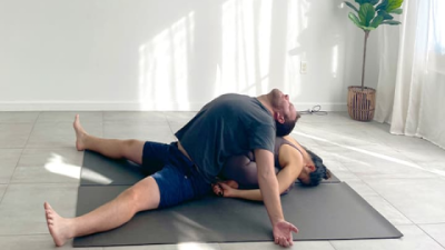 Fun Couple Yoga Poses to Try with Partner for Better Balance and Flexibility