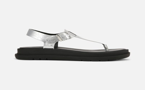 Simple Silver Sandals for Any Occasion: Your Go-To Guide for Style and Comfort
