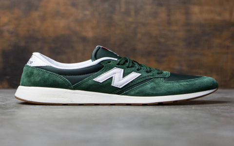 Top 420 New Balance Green Sneakers with Retro Style & Comfort