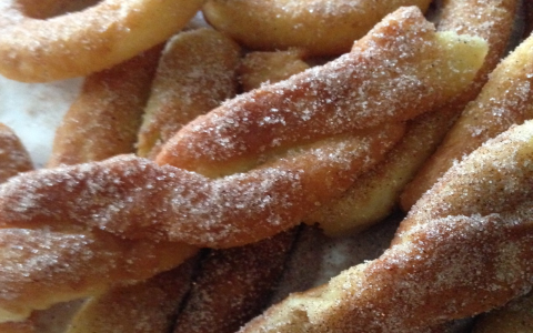Top Fried Dough Popular in Latin Countries: Churros & Street Food