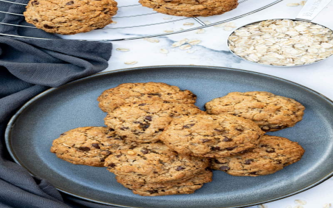 Soft Oatmeal Raisin Cookies with Applesauce – Easy & Healthy!