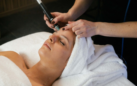 Spa Life Serum: Reveal Glowing Skin with Luxurious Spa Results