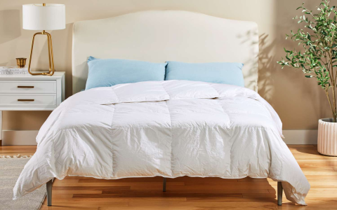 Top Puffy Blanket Reviews: Find Your Cozy Perfect Match