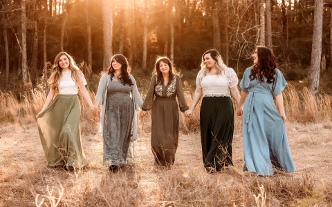 25 Stunning Fall Family Portrait Outfit Ideas That Wow