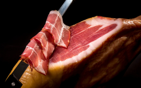 Is Prosciutto Good for Weight Loss? Tips for Balanced Diets