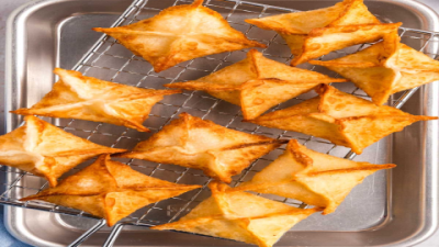 Perfect Crab Rangoon Dipping Sauce Recipe – Sweet & Spicy!