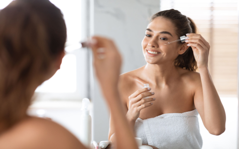 Get Youthful Glow: Thrive Hyaluronic Acid Serum Works