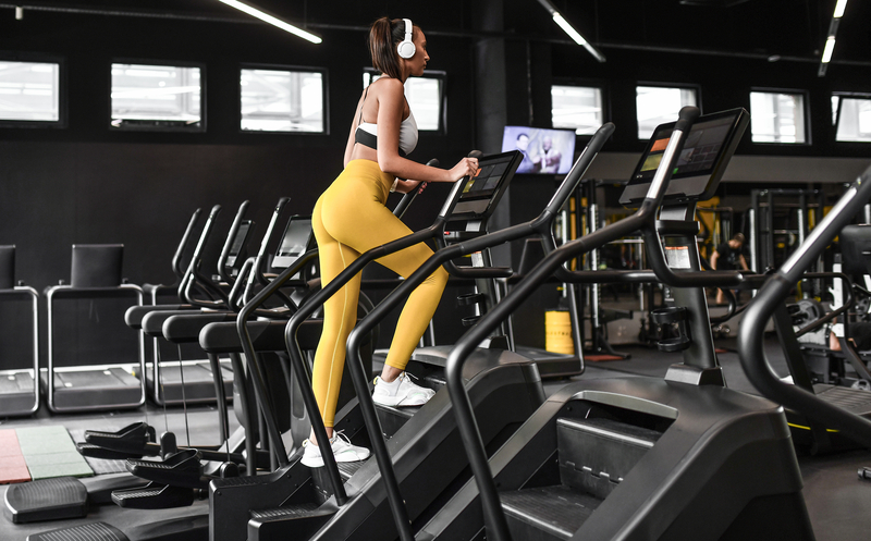 Treadmill StairMaster Workout: Fitness & Gym Benefits