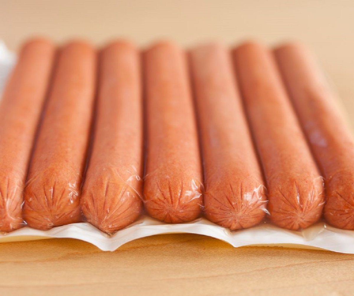 Can You Cook Frozen Hot Dogs Without Thawing? Tips for Safe Grilling & Quick Cooking