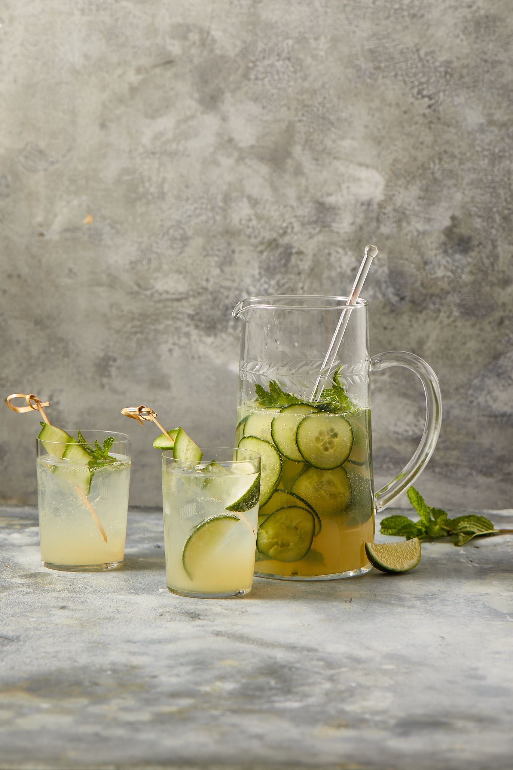 How to Make the Perfect Gin and Elderflower Liqueur Cocktail