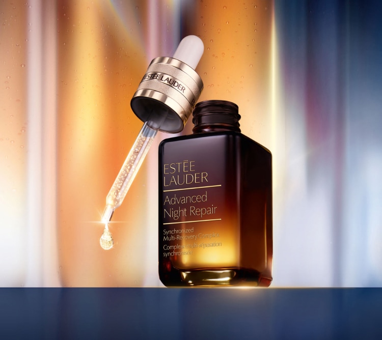 Top Clinical Night Serum in Dark Glass Container for Hydration & Radiance