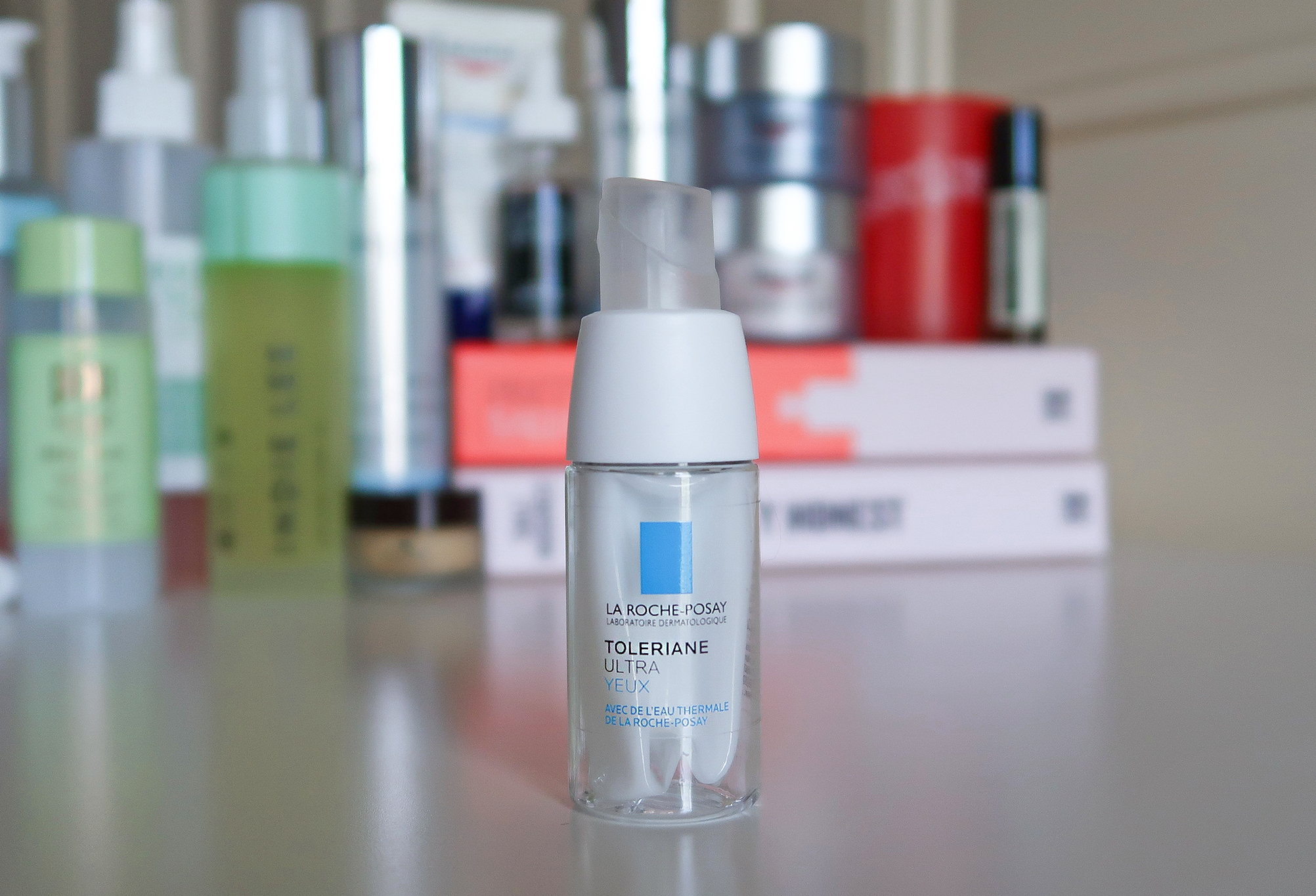 La Roche Posay Eye Serum Review – Does It Really Work?