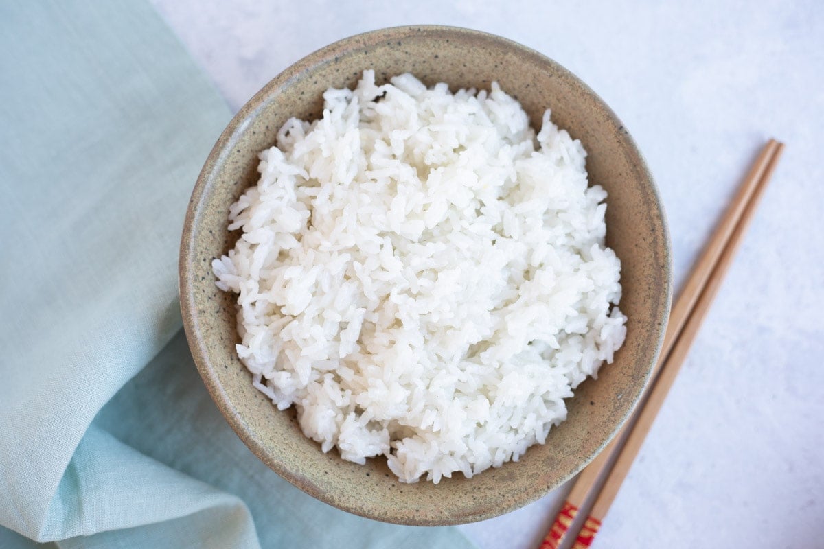 How to Make Calrose Rice in a Rice Cooker with Perfect Water Ratio