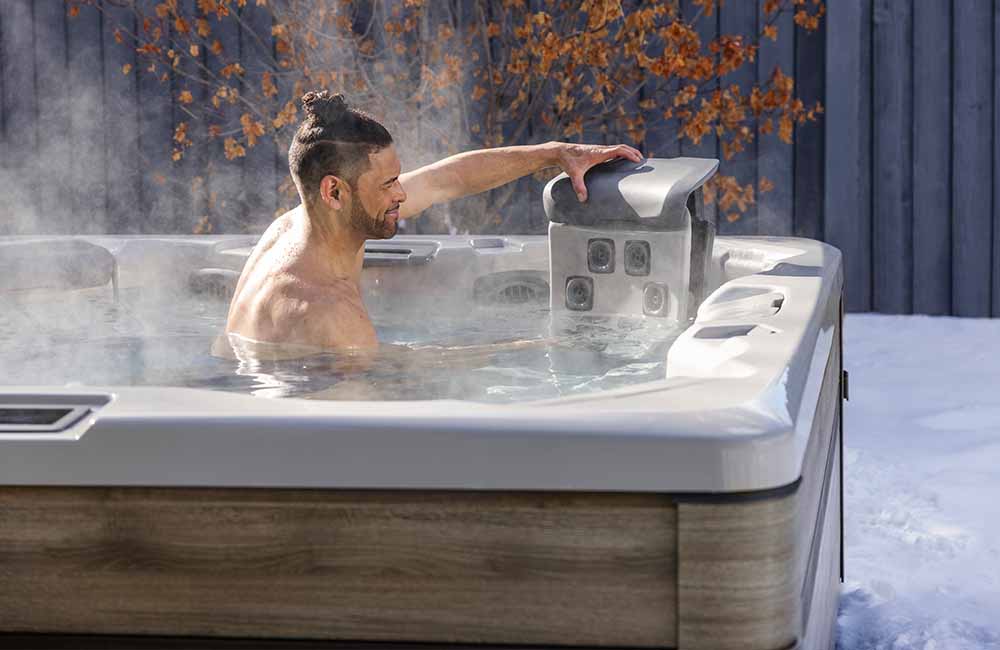Hot Tub Reviews 2025: Top Picks & Buyer Guide