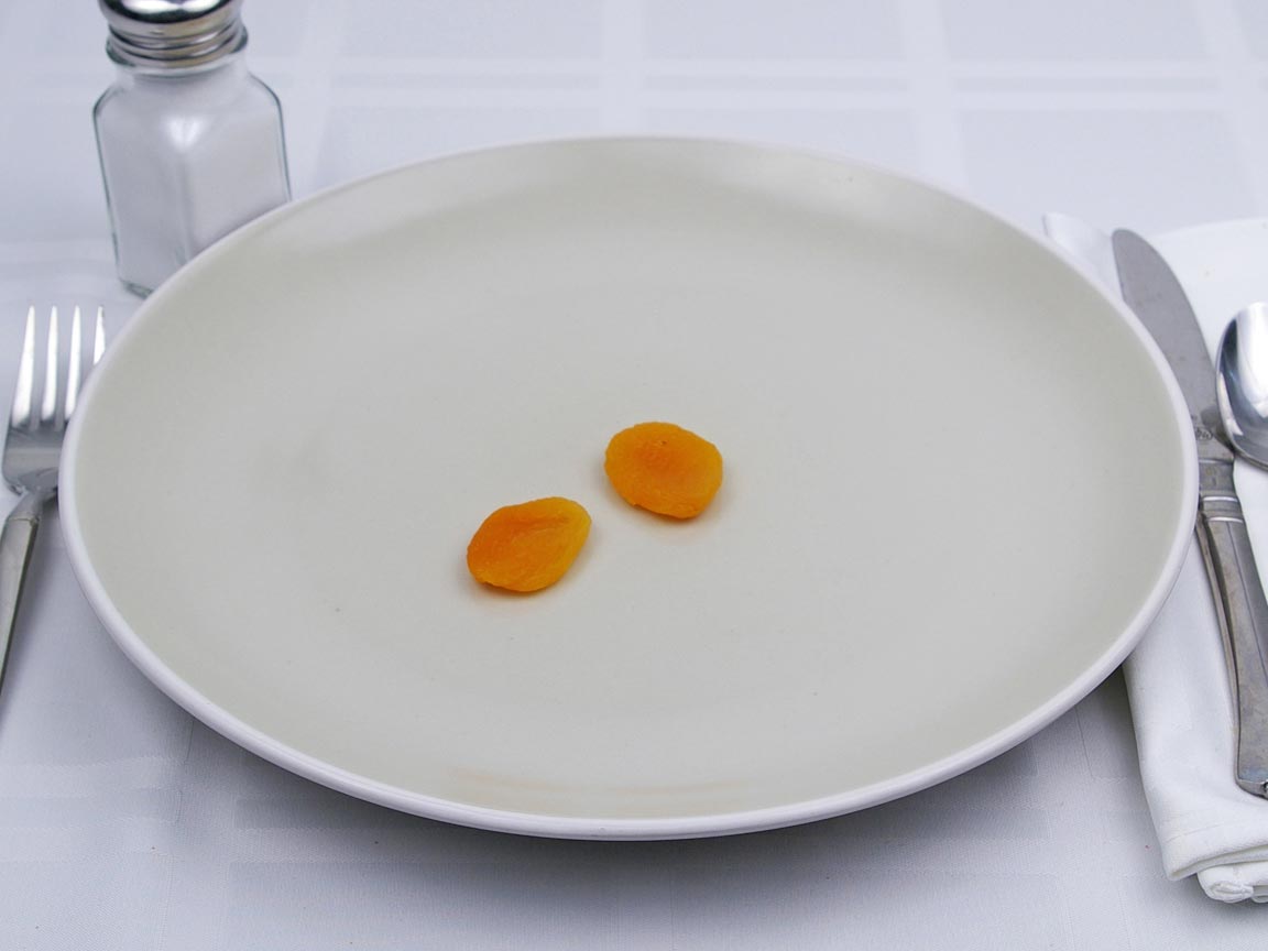 How Many Calories in 2 Dried Apricots? Find Out Now!