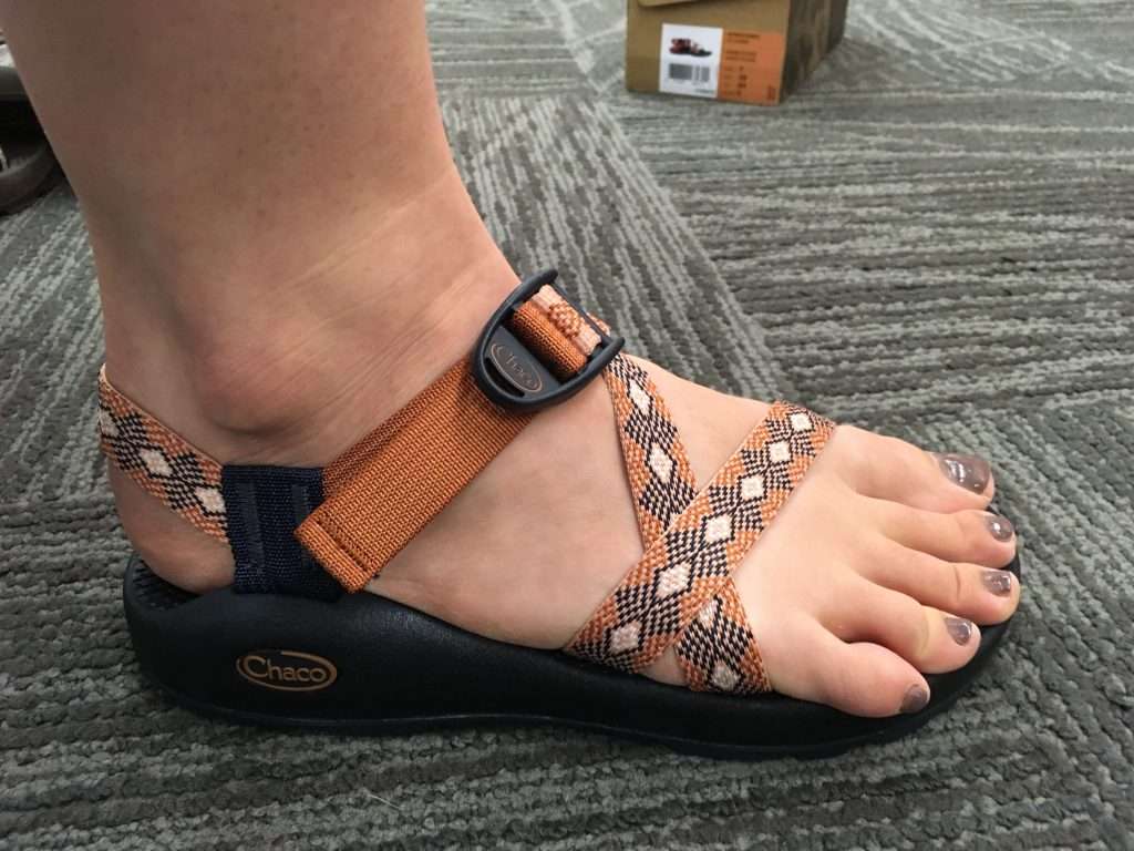 Chaco Wide vs Regular: Which Fit Is Best for Your Feet?