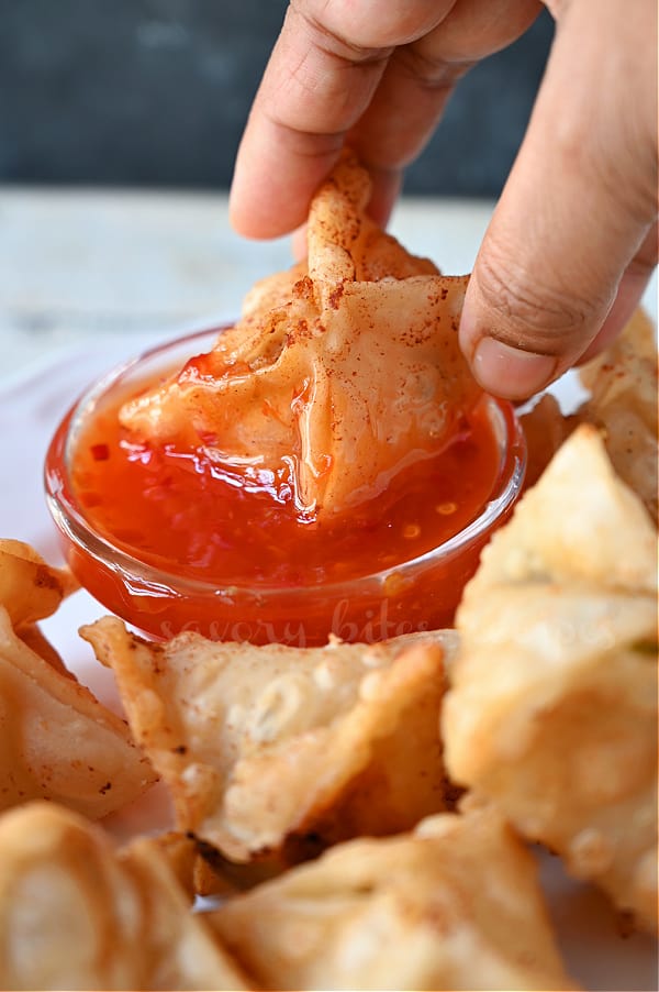 Perfect Crab Rangoon Dipping Sauce Recipe – Sweet & Spicy!