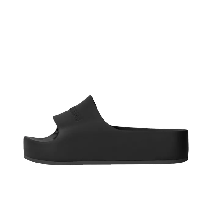 Top Studded Black Sandals for Bold & Stylish Looks 2025