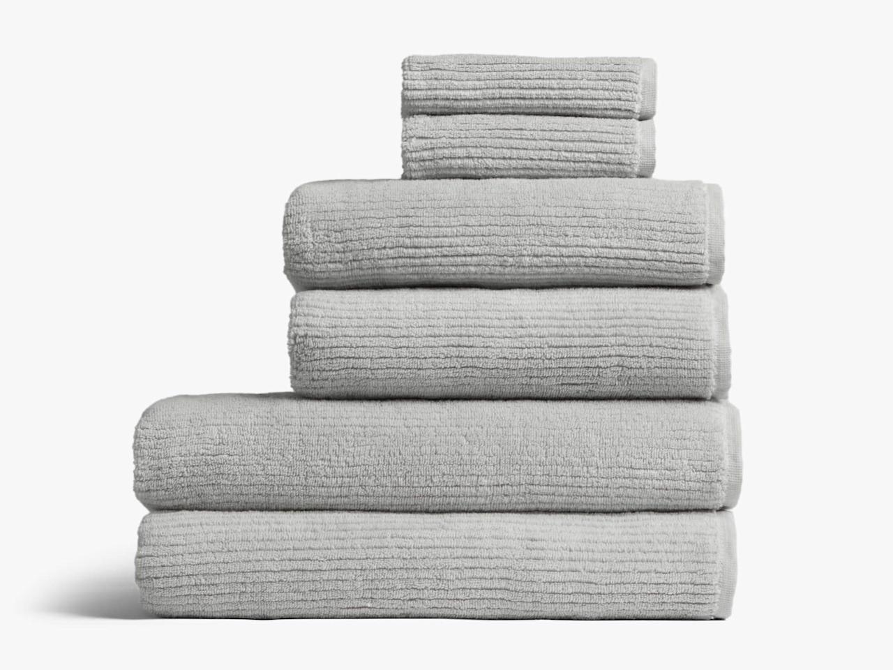 Parachute Towels Review: Soft Towels and Bathroom Essentials