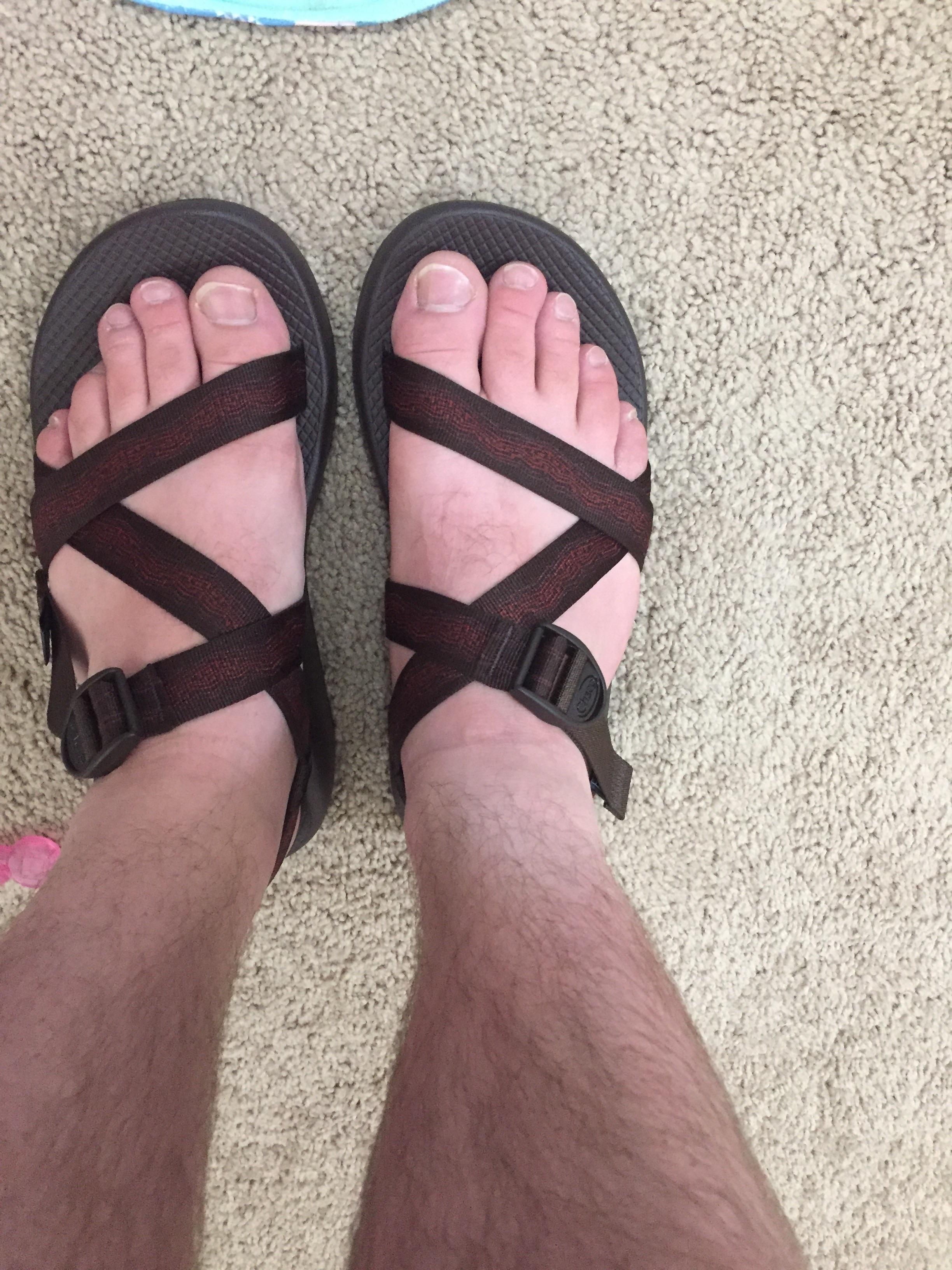 Chaco Wide vs Regular: Which Fit Is Best for Your Feet?