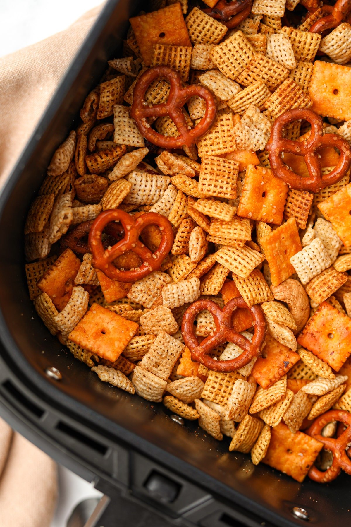 Make Perfect Chex Mix in Your Air Fryer – Quick & Easy!