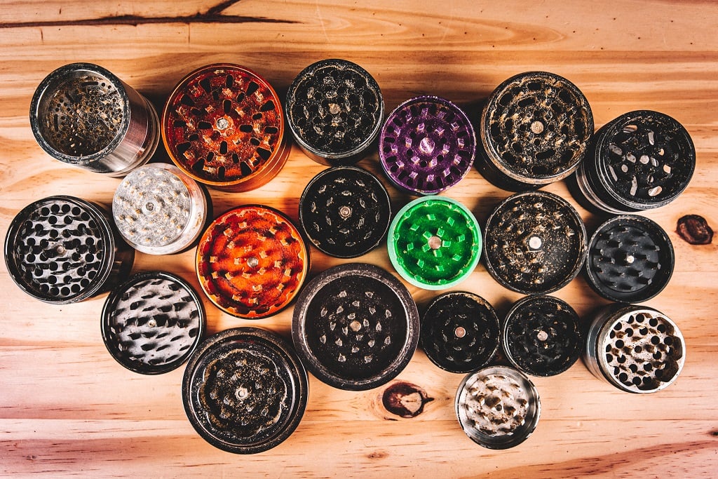 Top Bud Grinder Reviews: Best Picks for 2025 Tested