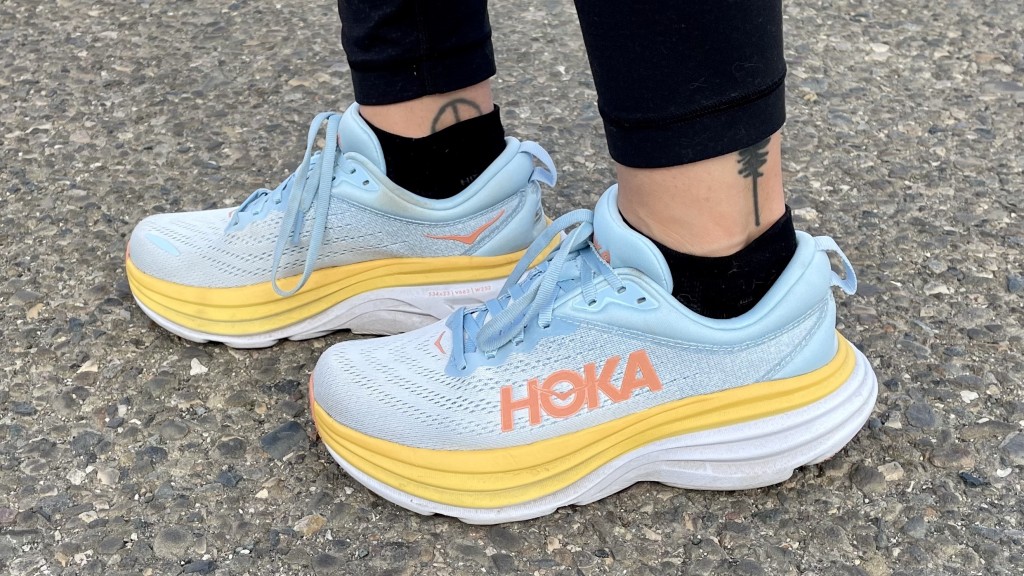 Hoka Bondi 8 Size 6.5 Review: Maximal Cushioning & Lightweight Foam
