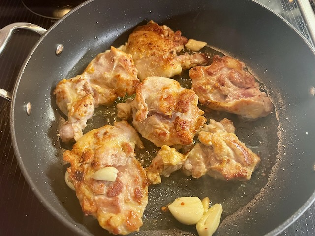 Quick & Easy Weeknight Dinner: Herby Skillet Chicken with Greens