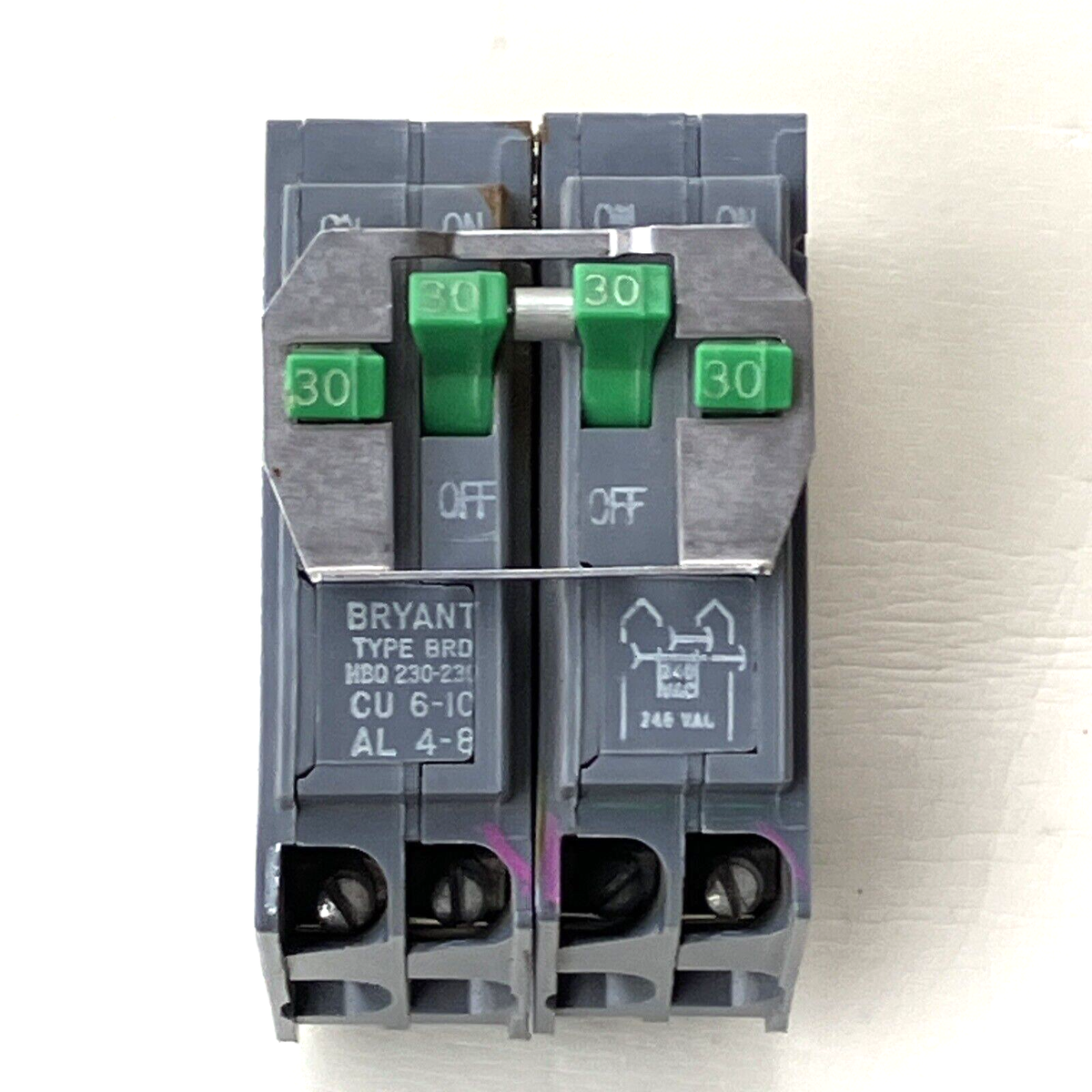 Bryant Breaker Panel: Top Features & Buying Guide 2025