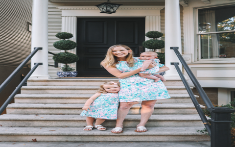 Lilly Pulitzer Swimwear Sale: Discounts on Cover-Ups & Beach Essentials