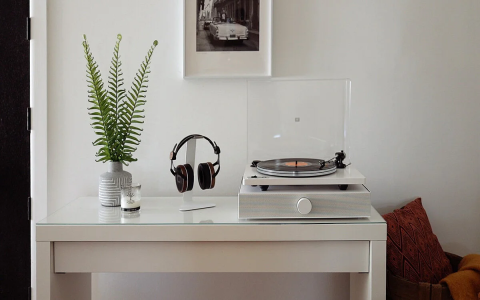 SpinBase 2 Review: Is This All-in-One Turntable Speaker Worth It?