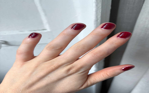 Nail Lacquer Reviews: Top 10 Hottest Shades Ranked for 2025